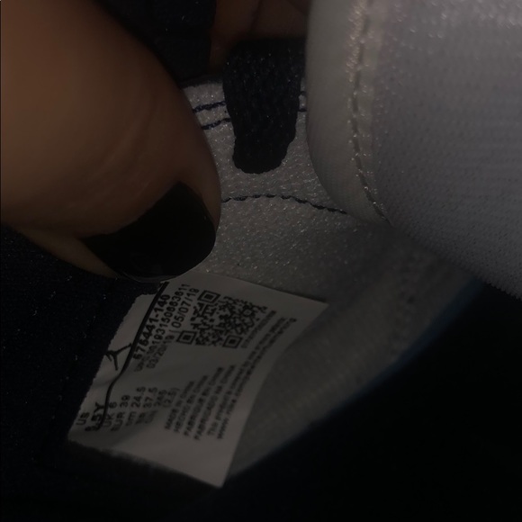 Nike Air Jordan Retro I 1 HIGH OG Obsidian UNC - Picture 7 of 8